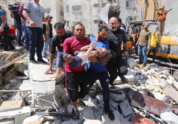 Foto - 'Çocuk katili' İsrail'in katliamını yansıtan anlamlı çalışma!