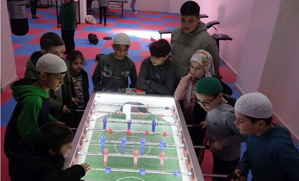 Foto - Çocuklar bu camiye gelmek için birbirleriyle yarışıyor