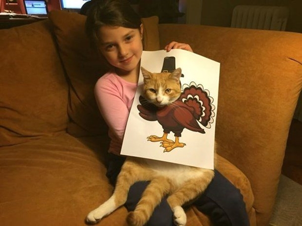 Foto - Çocuklar evcil hayvanlarla baş başa kalırsa...