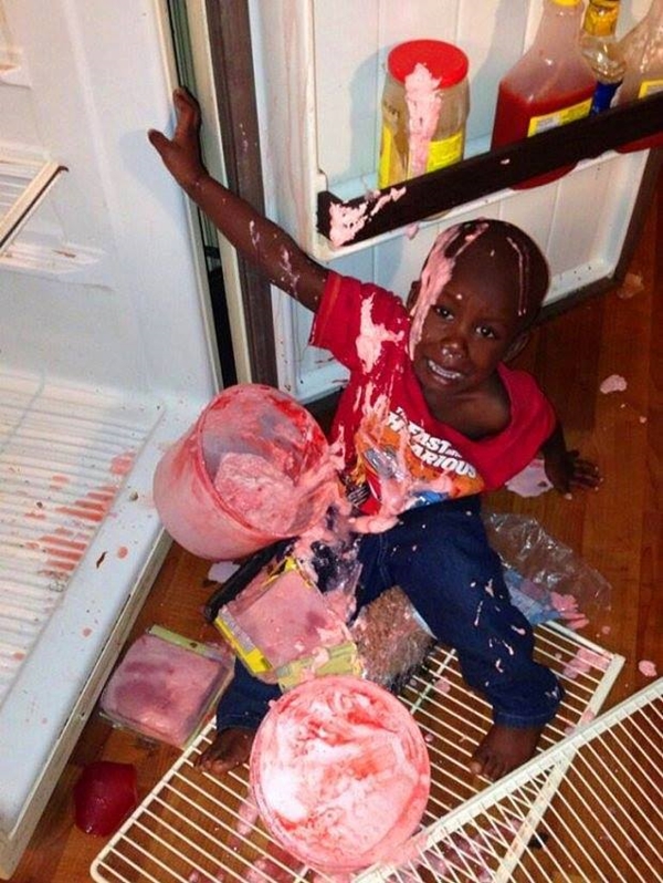 Foto - Çocuklar evi öyle bir hale getirdi ki!