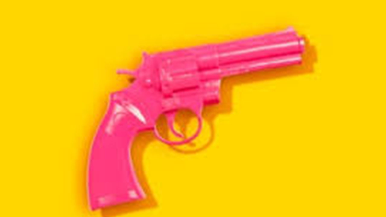 Foto - Çocuklara su tabancası alan siyasetçi hayatının şoku yaşadı