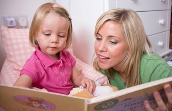 Foto - Çocuklara uyku eğitimi verirken...