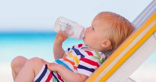 Foto - Çocukları sıcak havadan böyle koruyun!