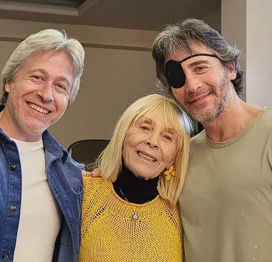 Foto - Çocukları vefatından sonra bakın ne yapıyor! Cüneyt Arkın bunlari görse kahrolordu