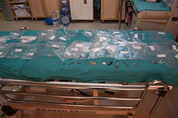 Foto - Çocukların midesinden öyle şeyler çıktı ki!