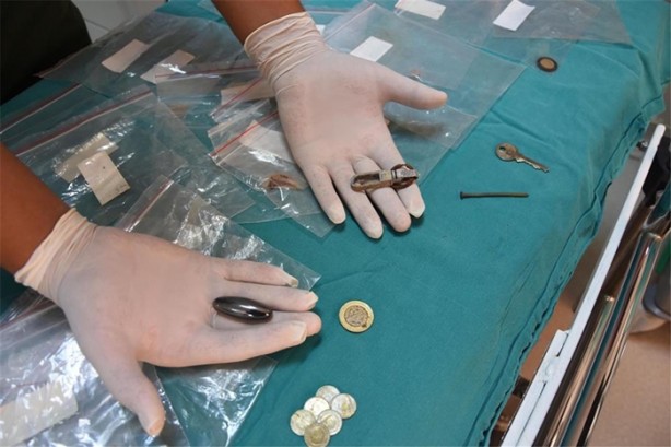 Foto - Çocukların midesinden öyle şeyler çıktı ki!