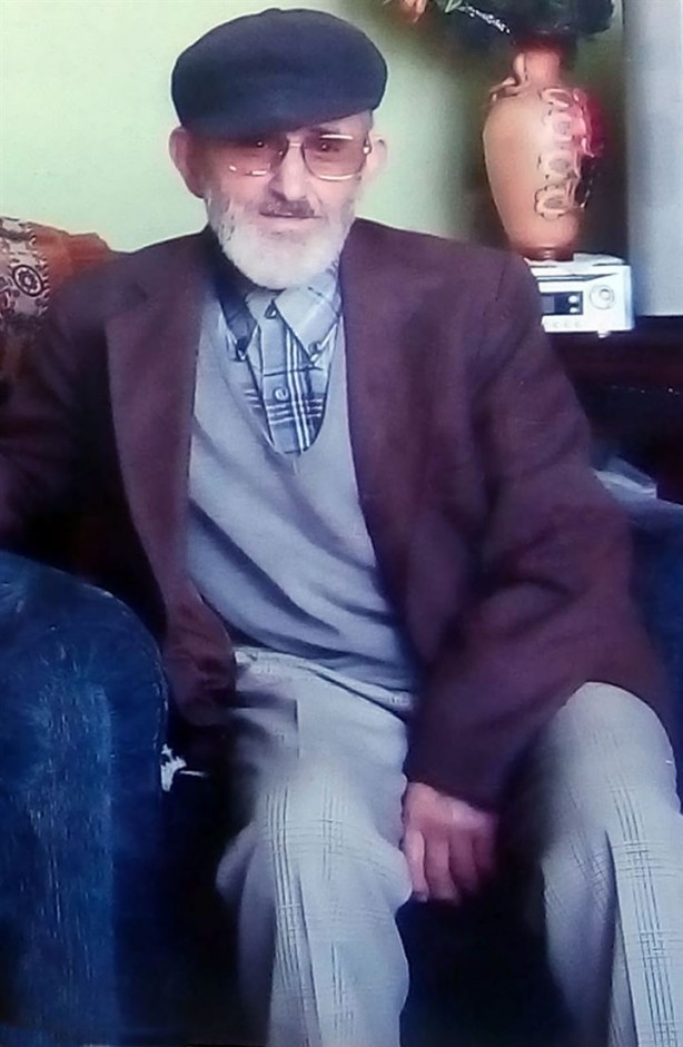 Foto - Çocuklarına kızdı, 39 senedir garajda tutuyor