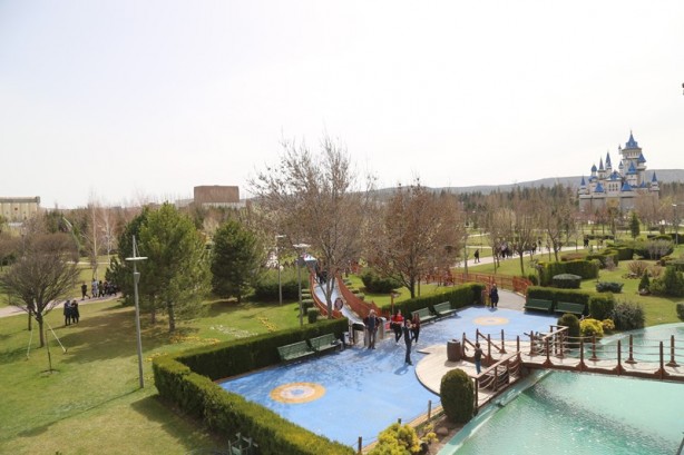 Foto - Çocukluğunuza yeniden döneceksiniz: Bilim Sanat ve Kültür Parkı - Masal Şatosu