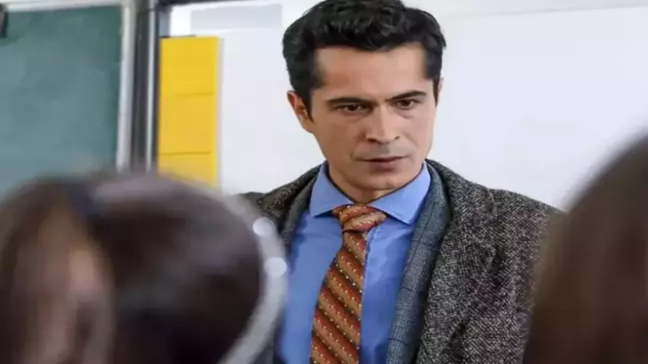 Foto - Çoğu hayranı bilmiyor! Ünlü oyuncu İsmail Hacıoğlu'nun babası, meğer kendisinden daha ünlüymüş! Fenerbahçe'nin yıldızıymış