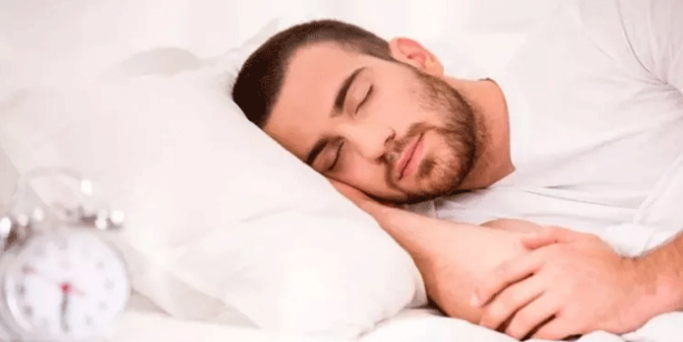 Çoğu insan yeni yeni uygulamaya başladı! 2 dakikada mışıl mışıl uyutan formül