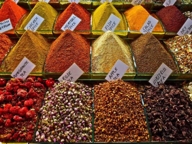 Foto - Çoğu kişi bu detayı bilmez! Buruna çekince bakın ne oluyor