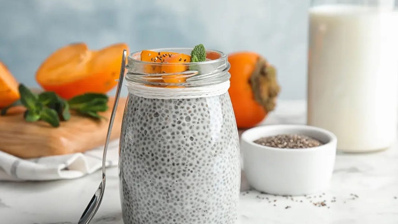 Foto - Çoğu kişi bilmiyor! Sadece yoğurda 1 kaşık eklemek yetiyor: En faydalı protein, omega-3 deposu 