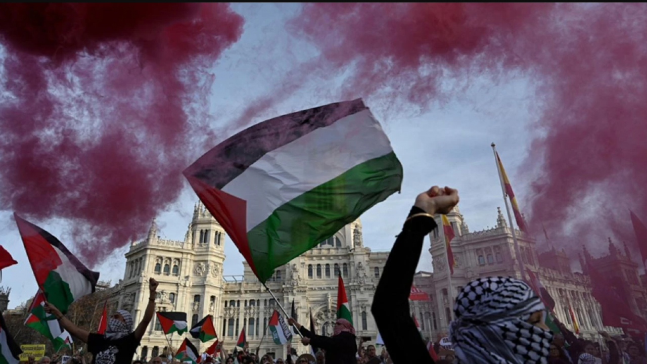 Çoğu Müslüman ülkenin yapamadığını yaptılar! Avrupa ülkesinden 'helal olsun' dedirten İsrail kararı