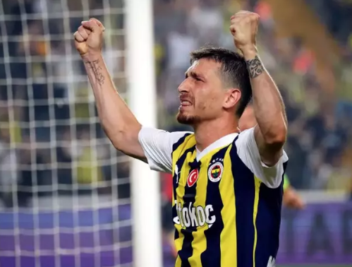 Foto - Çok acayip şeyler olacak: İsyan etti… Müthiş gelişmeyi duyurdu: Takımda istemiyor…