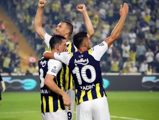 Foto - Çok acayip şeyler olacak: İsyan etti… Müthiş gelişmeyi duyurdu: Takımda istemiyor…