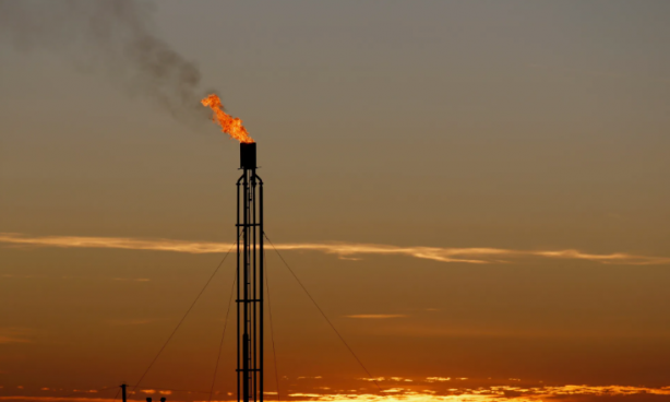 Foto - 13,6 trilyon metreküp doğalgaz rezervleri var! Topraklarından doğalgaz fışkıran ülke Türkiye ile anlaştı