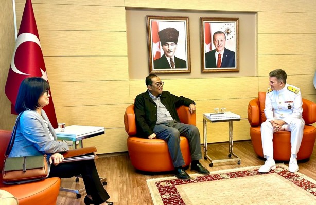 Foto - Çok büyük sürpriz! 'Milli Muharip Uçak Kaan'a ortak olma fikrimiz var' diyerek duyurdular