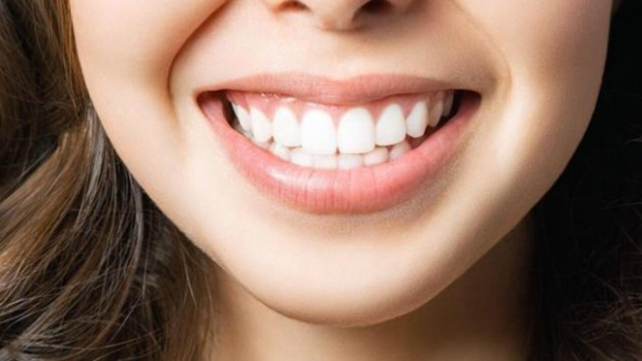 Foto - Çok büyük yanlış yapıyor muşuz! Dişleri beyazlattığı sanılıyordu ama gerçek başka