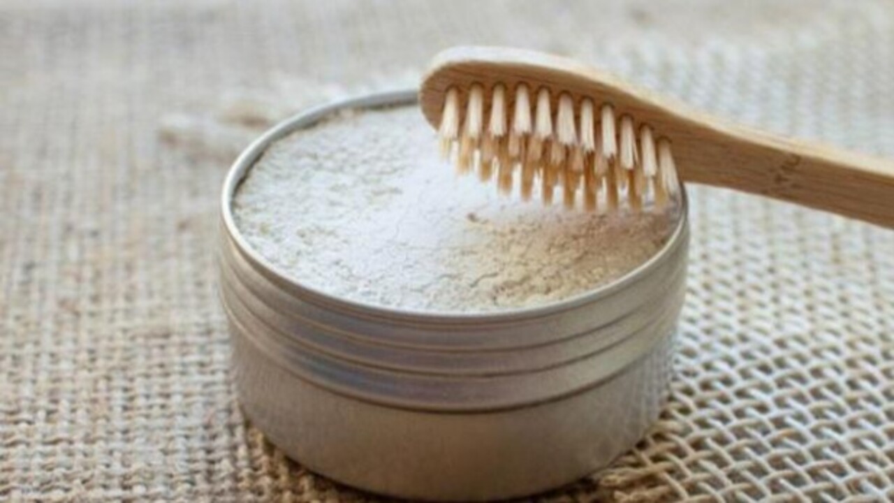 Çok büyük yanlış yapıyor muşuz! Dişleri beyazlattığı sanılıyordu ama gerçek başka