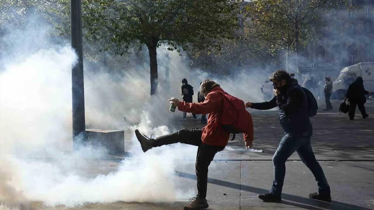 Foto - Çok endişeliyiz çok! Paris sokakları cayır cayır yanıyor