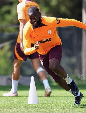 Foto - Çok konuşulacak gelişmeyi duyurdular: Sürpriz kararı Galatasaraylıları fena üzecek!