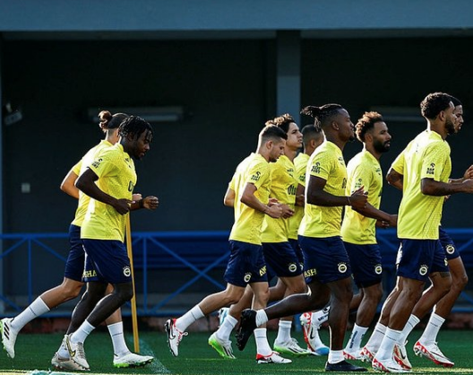 Foto - Çok konuşulacak gelişmeyi duyurdular: Sürpriz kararı Şampiyonluk için büyük avantaja dönüşür...