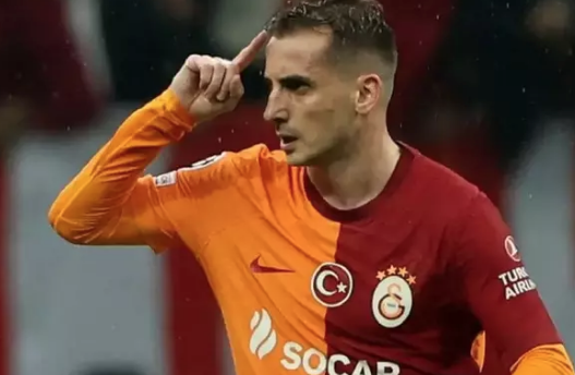 Çok konuşulacak Kerem hareketi! İç sahada ıslıklanma, dış sahada alkışlama!