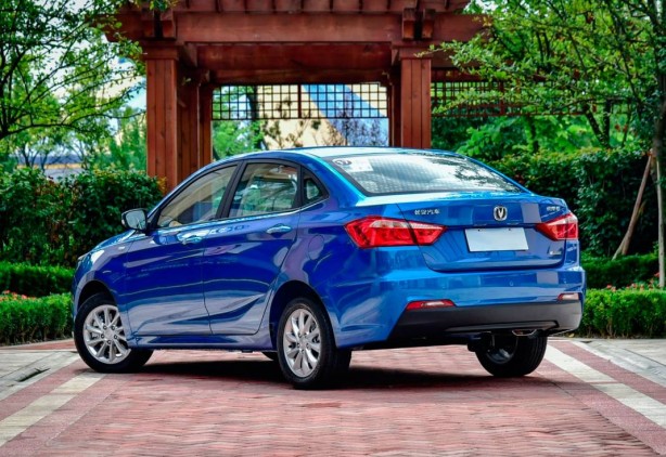 Foto - Çok özel model Türkiye'de satışa çıkıyor! Piyasayı allak bullak edecek! İkinci el fiyatına sıfır otomobil verecekler! 