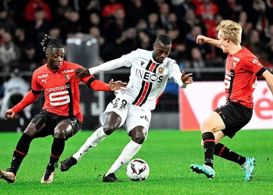 Foto - Çok şaşıracaksınız... Kritik uyarı geldi: Süper Ligin iki devi yine karşı karşıya...