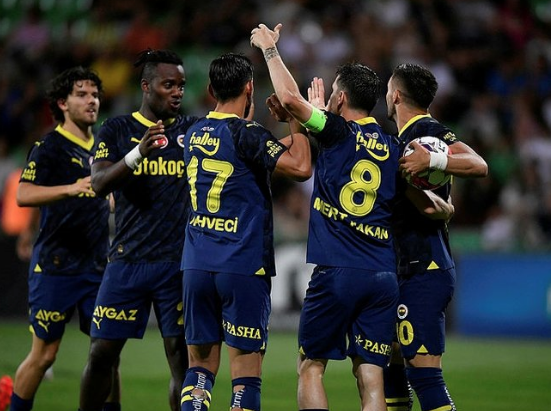 Foto - Çok şaşıracaksınız... Kritik uyarı geldi: Süper Ligin iki devi yine karşı karşıya...