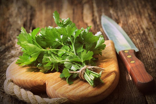 Foto - Çok şaşırtıcı bir etkisi var! Muzu soyup kabuğunu 10 dakika haşlarsanız...