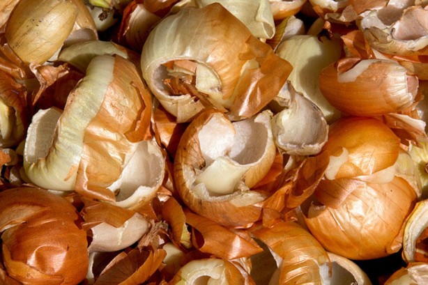 Foto - Çok şaşırtıcı bir etkisi var! Muzu soyup kabuğunu 10 dakika haşlarsanız...