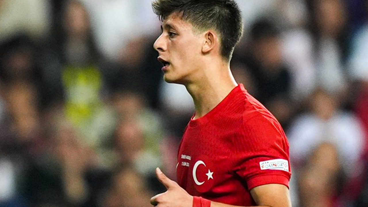 Foto - Çok sayıda hareketi gündem oldu… Arda Güler'in Karadağ maçındaki o hareketi… Ancelotti televizyonu kapatacak!