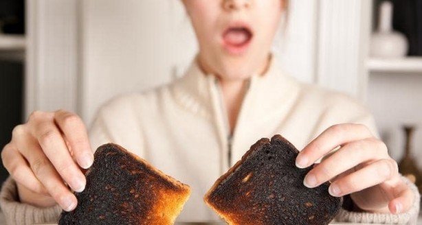 Foto - Çok seviyor olabilirsiniz ama yanmış ekmek yiyince bakın ne oluyor! Bilim insanları açıkladı