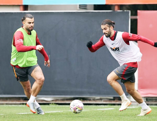 Foto - Çok sıcak gelişme! Şampiyon Napoli'nin yıldızı Florya'ya geliyor! Aslan yine yaptı yapacağın...