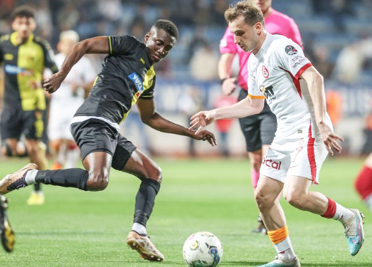 Çok sıcak gelişme! Şampiyon Napoli'nin yıldızı Florya'ya geliyor! Aslan yine yaptı yapacağın...