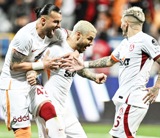 Foto - Çok sıcak gelişme! Şampiyon Napoli'nin yıldızı Florya'ya geliyor! Aslan yine yaptı yapacağın...