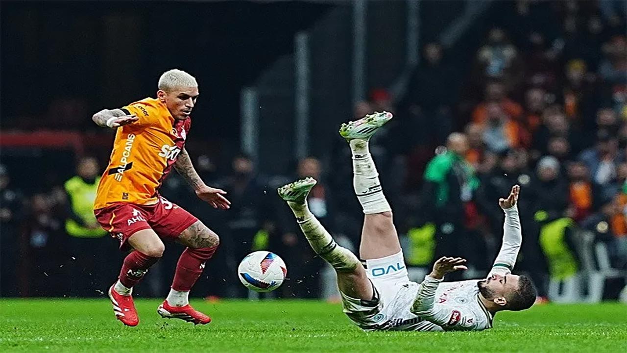 Foto - 'Çok yazık' diyerek duyurdular! Galatasaray'da Osimhen'in golü iptal edildi!