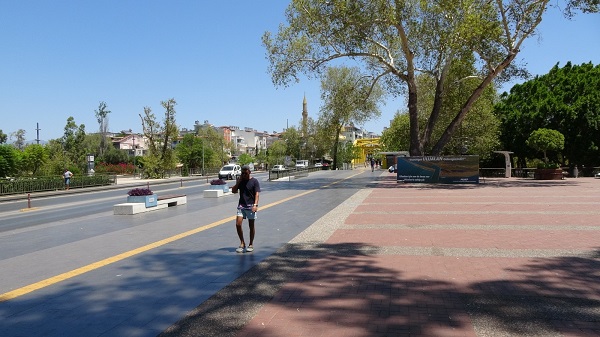 Foto - Çöl sıcakları herkesi eve kapattı