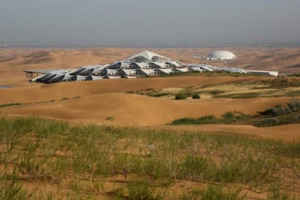 Foto - Çölün ortasında sıradışı bir otel