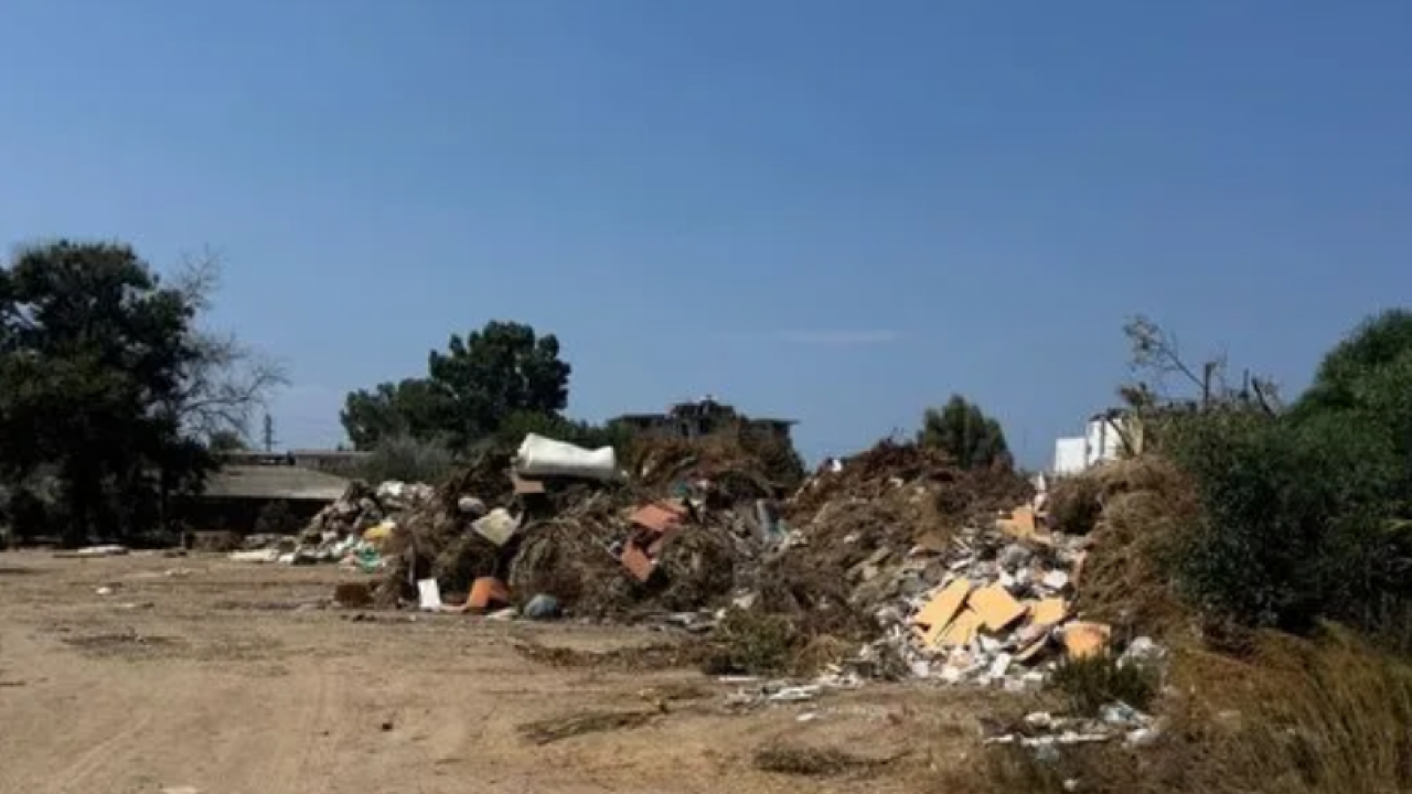 Foto - Çöp Çukur Çamur! Belediye çöplüğe döndü şikayetçi olanlar cezalandırıldı