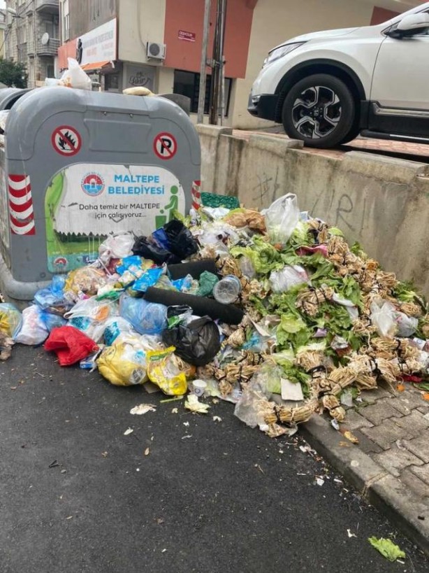 Foto - Çöp dağlarının oluştuğu Maltepe'deki vatandaşlara İBB şoku! 