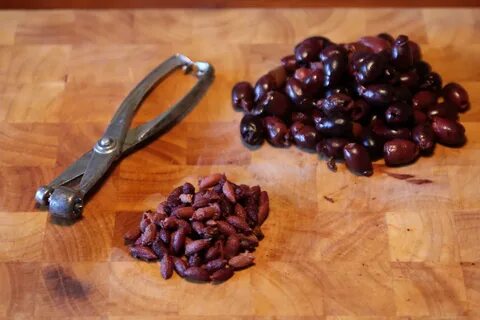 Foto - Çöp diye gördüğümüz yiyeceğin, sadece 2-3 tanesi bile Hemoroidi bitiriyor!