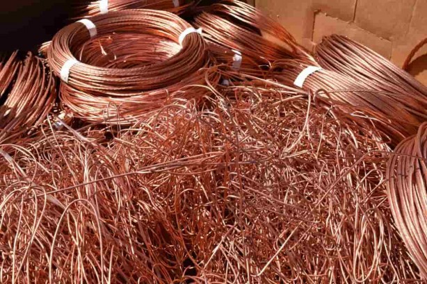 Foto - Çöp diye "hazine" atıyorsunuz! Herkesin evinden bol bol çıkıyor! Hurdacılar kilosunu 220 TL'den kapış kapış alıyor