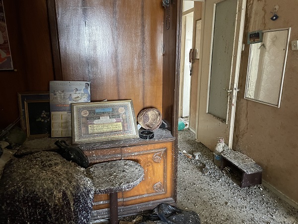 Foto - Çöp evde yaşayan kadın: Benim evim temizdi