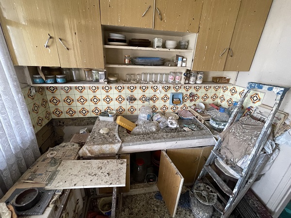 Foto - Çöp evde yaşayan kadın: Benim evim temizdi