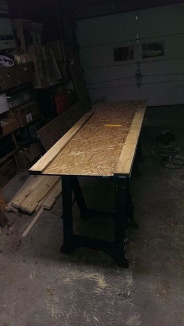 Foto - Çöpe atılmış paletlerden ev yaptı!