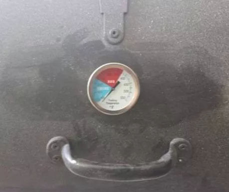 Foto - Çöpe atmak yerine yaptıkları şaşırttı! Eski otomobili bakın neye çevirdi