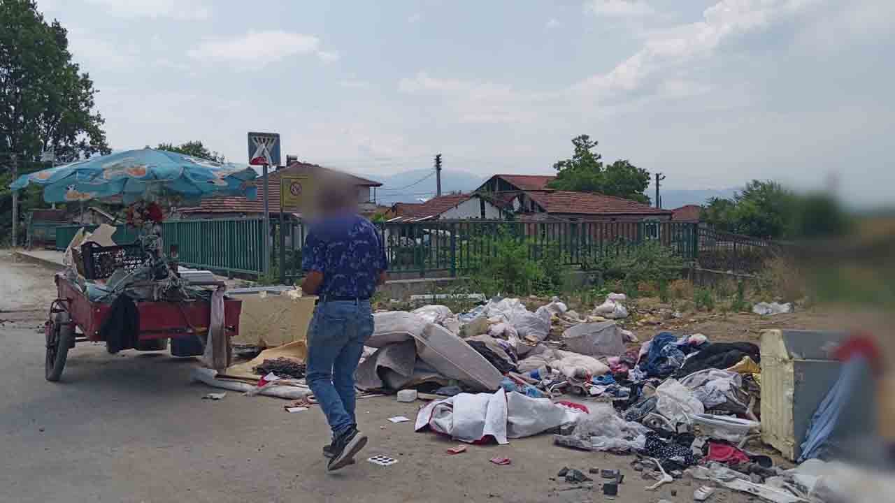 Çöpleri yola attı: Cezası anında kesildi