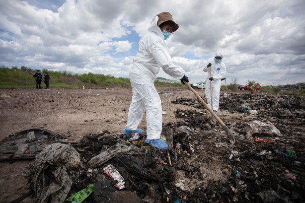 Foto - Çöplükte ceset arıyorlar! Devleti eleştirdiler